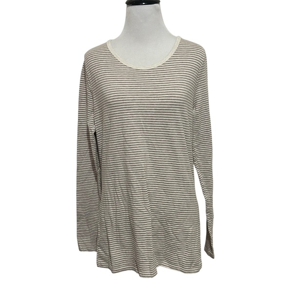 Duluth Trading Co Tops - Duluth trading co large striped long sleeved tee